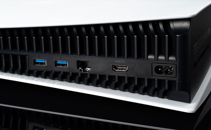 强大沉浸感,次世代主机PS5解析与PS4Pro试玩对比