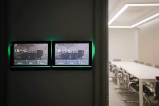 这所“魔法学校”火了!百年底蕴加持,走出200余位院士、多部影视剧来取景