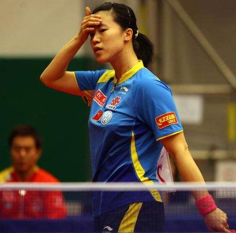 王楠抗癌,王楠一家四口近照曝光