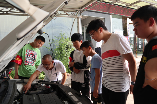 广安电力职业技术学校怎么样,广安电力职业技术学校地图