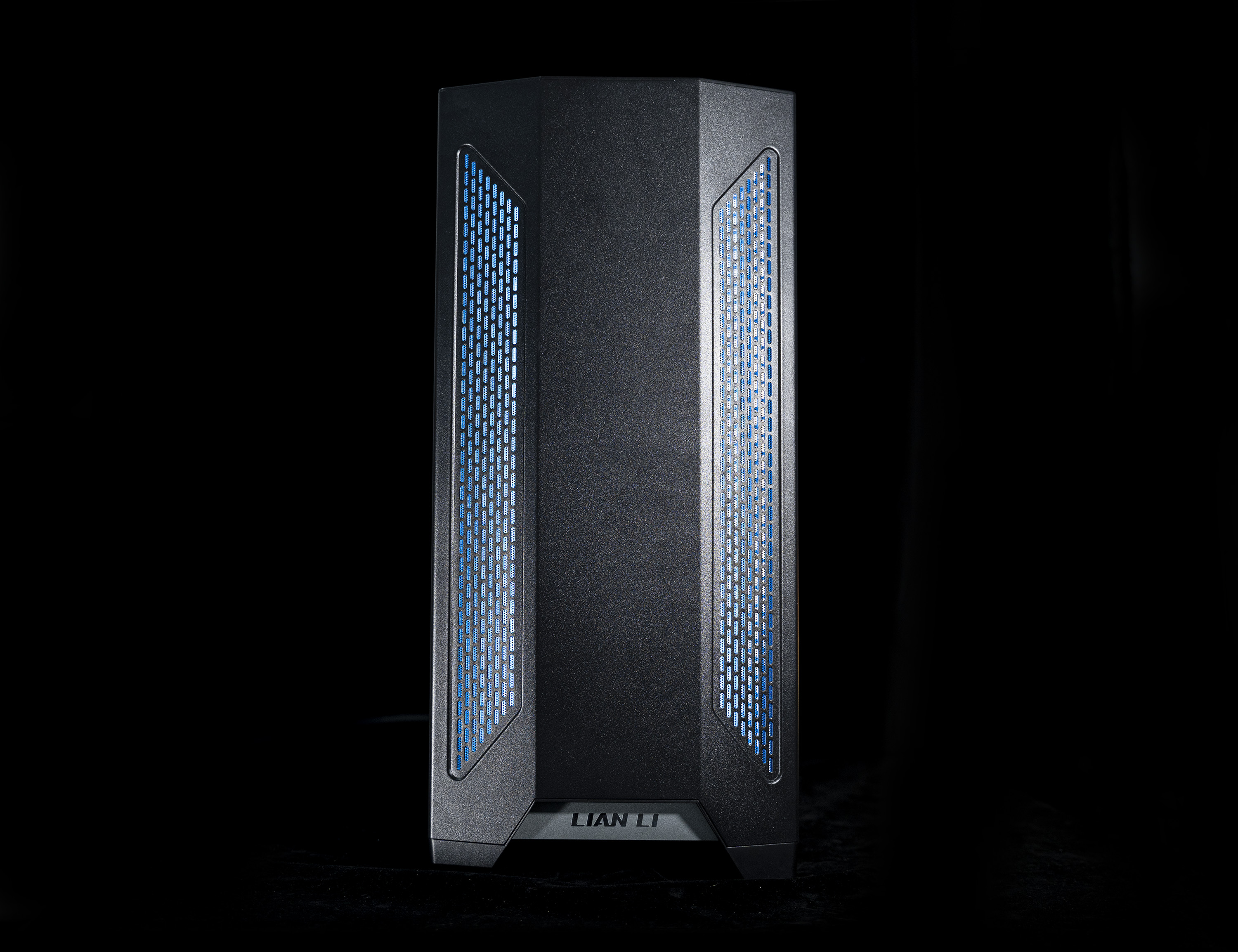 联力鬼斧机箱使用感受,联力鬼斧机箱装机配件推荐