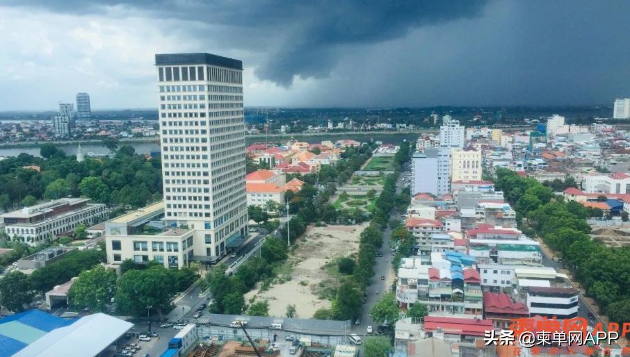 我把合伙人“忽悠”到柬埔寨开店，疫情6个月不亏反赚