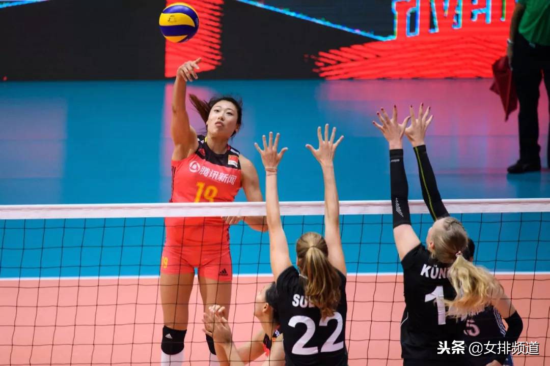 自由人王梦洁李盈莹,中国女排刘晏含在海南