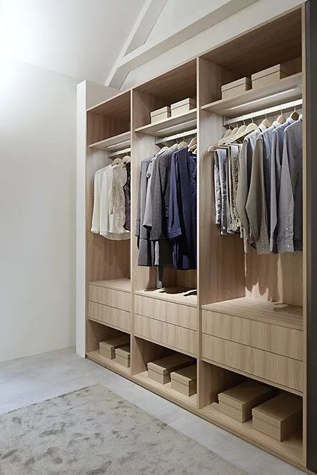 家里入住一段时候发现太乱,卧室过夜衣物怎么处理最好