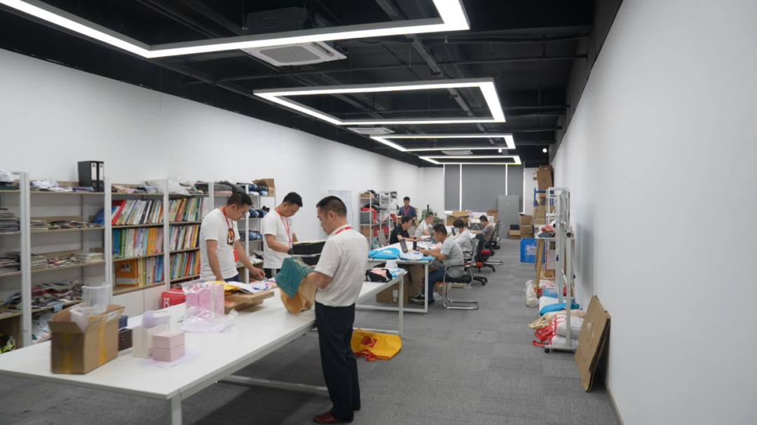 谁给辛巴下跪,谁和辛巴抗衡