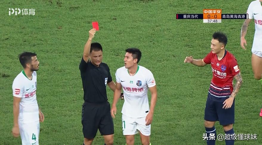 中超恶人榜更新？青岛悍将踹小腹踢脚踝去年险致年轻国脚断腿