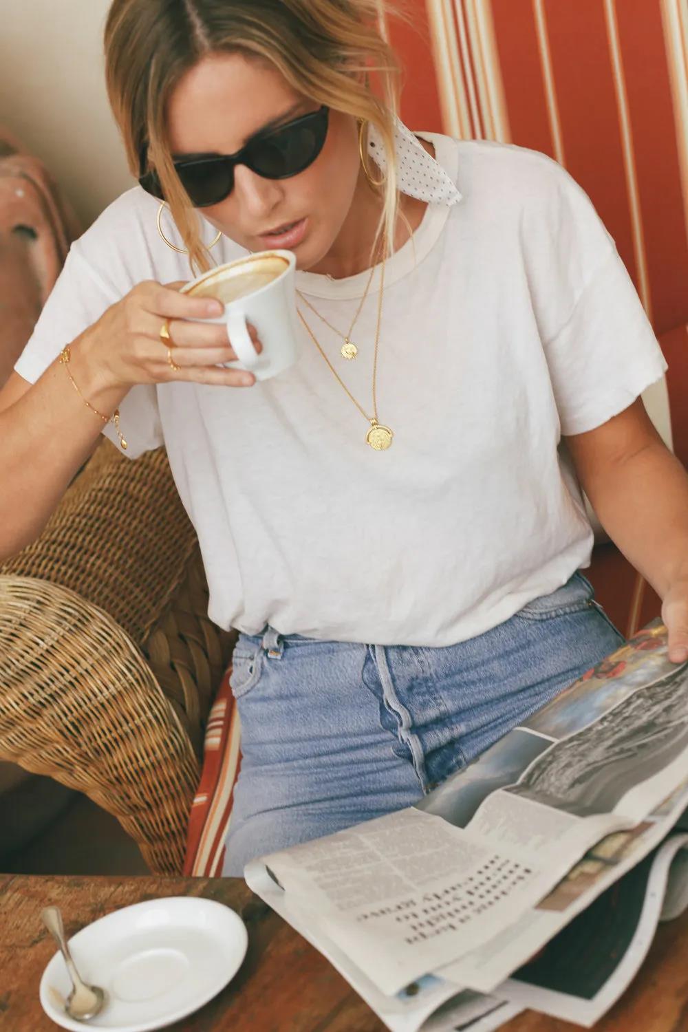 仅用一根土豪金项链，承包你春夏所有的时髦，这份穿搭小心机值了