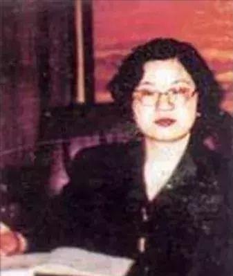 陈丽华身价多少亿人民币,陈丽华的身价多少亿