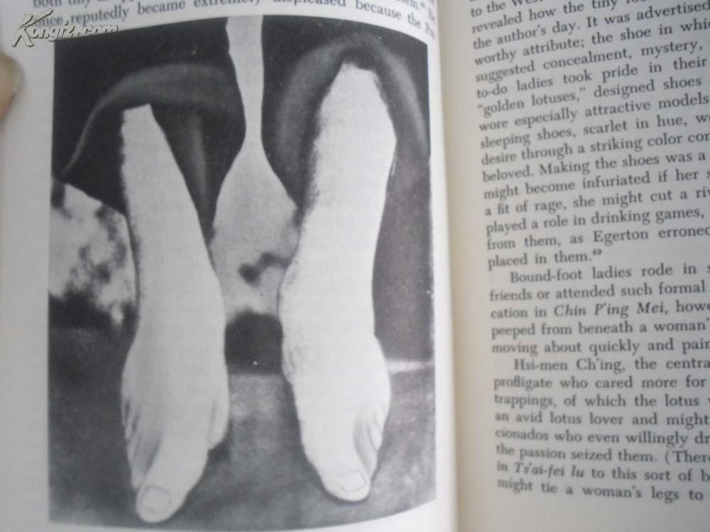 古代女子到底为什么要缠足简介,缠足是我国古代女性的一种陋习