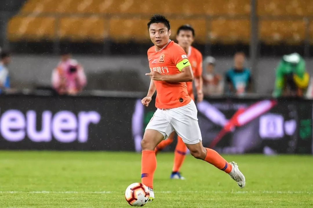 董春雨刘云李行国家队,董春雨李行卓尔