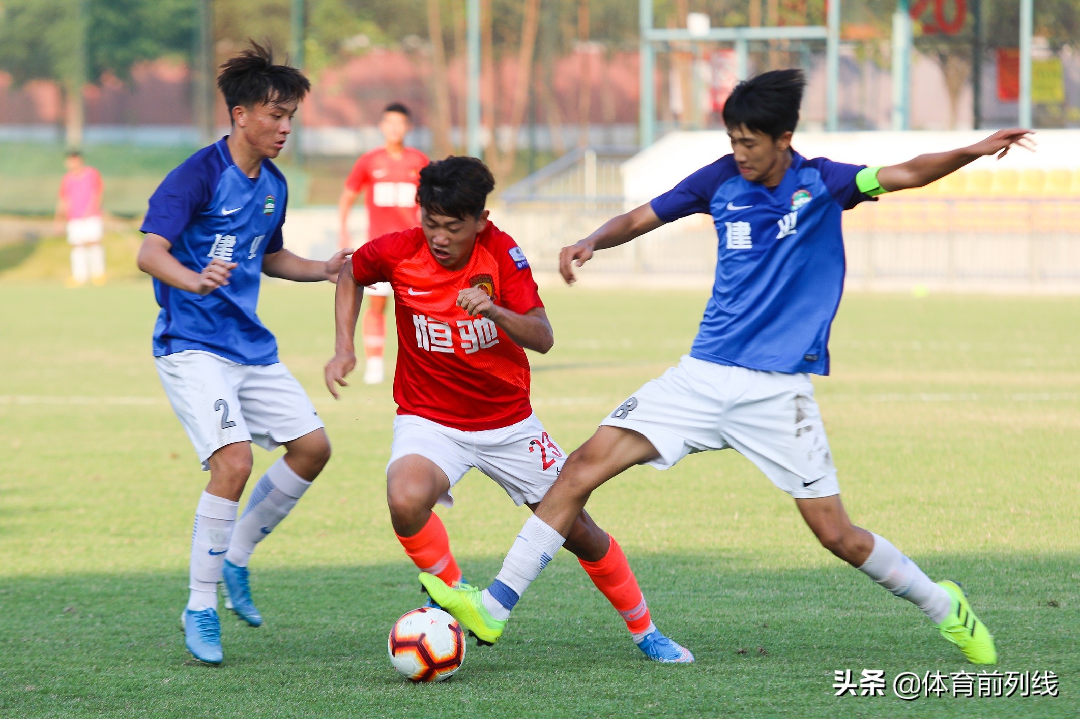 恒大足校精英教练,凯泽斯劳滕奇迹中甲