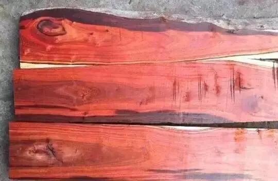 老挝大红酸枝造假,大红酸枝都用什么木头造假