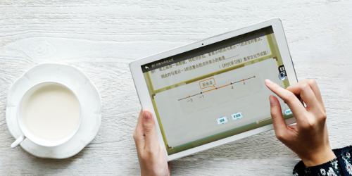 快易典早教机家教机,最新智能家教机器人