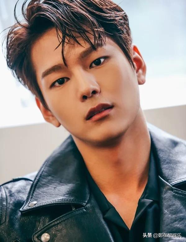 李钟硕男演员,李钟硕服役的部队