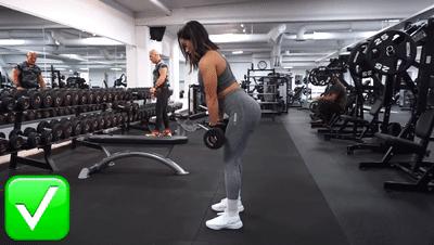 体育生在家哑铃怎么练腿部力量,如何用两个哑铃练腿部肌肉