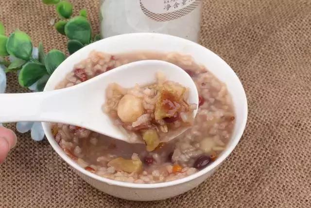 最适合冬天喝的10种粥美味又暖心,冬天喝什么粥好喝又营养