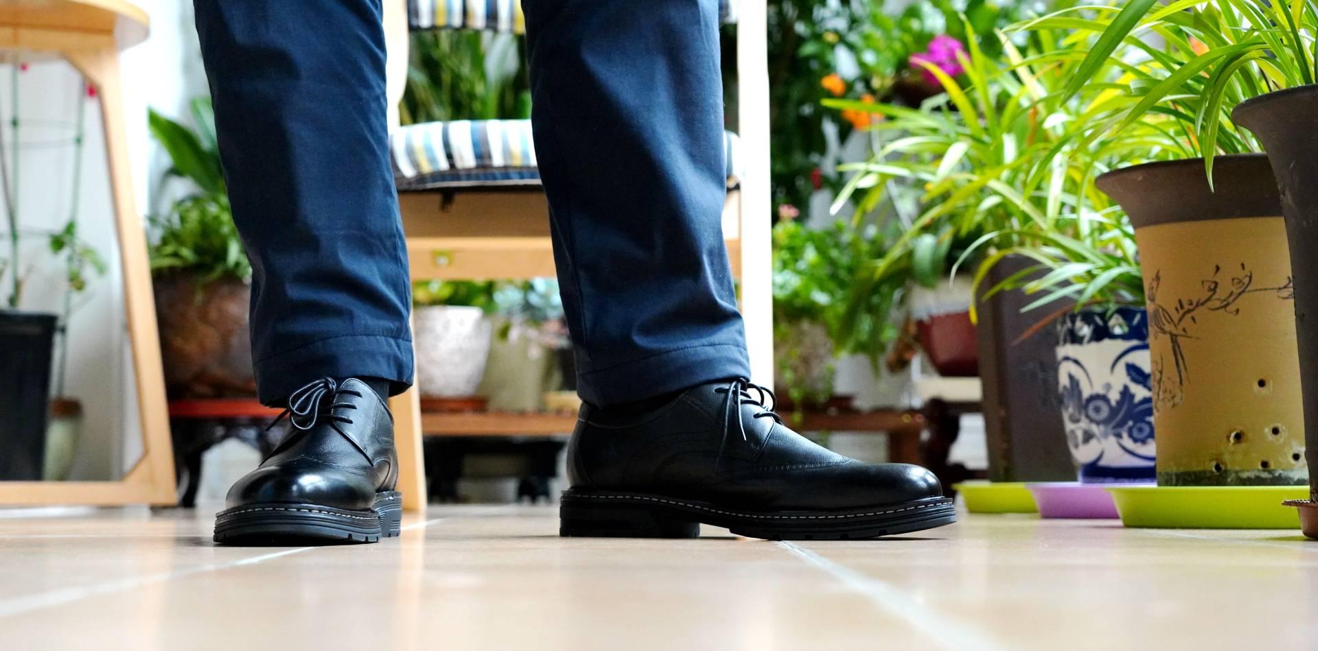 什么工艺的皮鞋好穿又舒服,sinmec缓震手工定制皮鞋