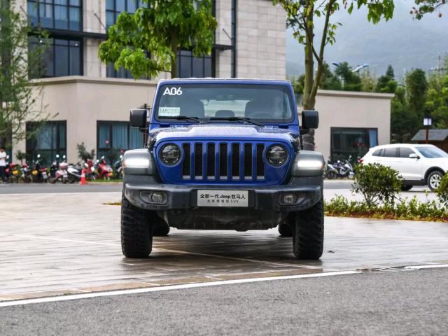 吉普牧马人与丰田普拉多怎么选,牧马人和普拉多2700怎么选