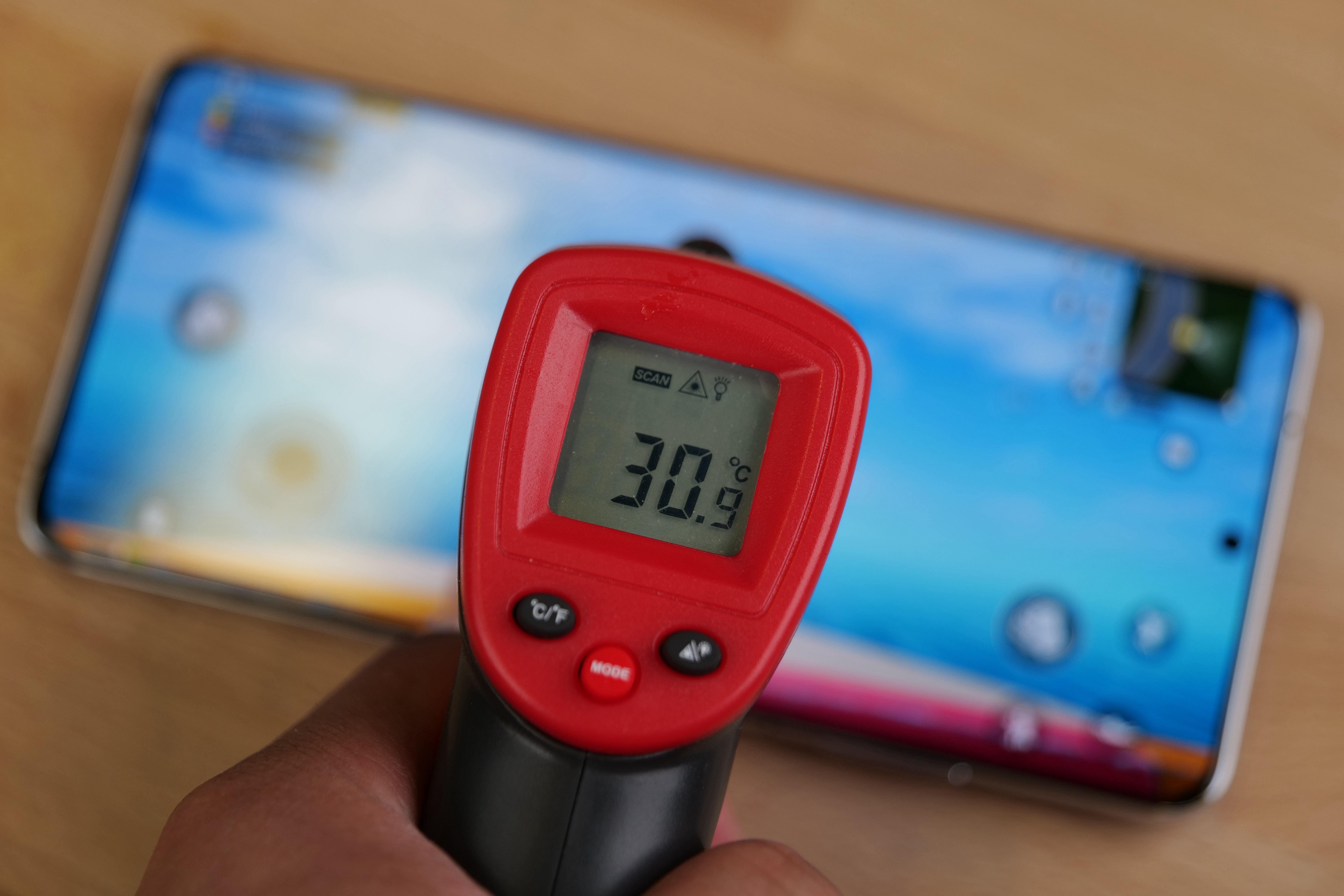 涓夋槦galaxys21ultra璇勬祴瑙嗛,涓夋槦galaxys22缁埅灏忕櫧娴嬭瘎