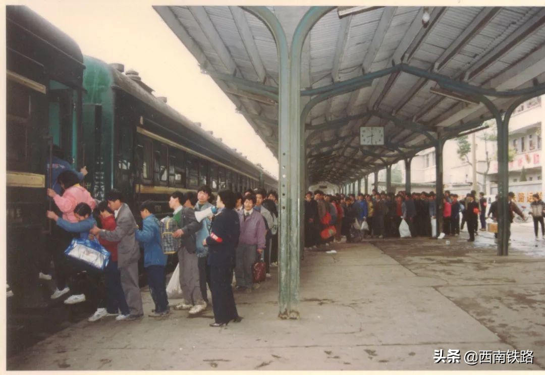 遵义西高铁站停运了吗,遵义西站停运了吗