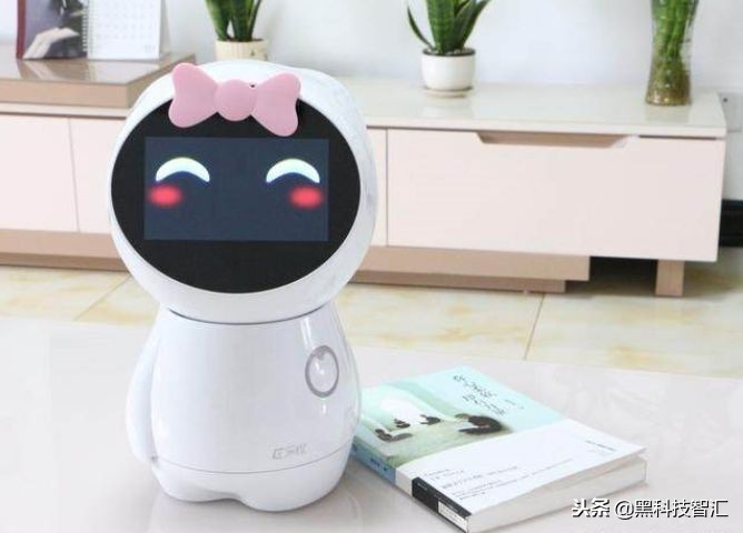 中国服务型机器人品牌排行榜前十,中国十大服务机器人