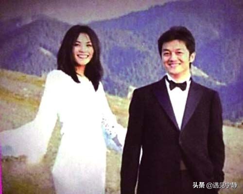 周迅早年艺术照片被曝价值184万,周迅拍卖