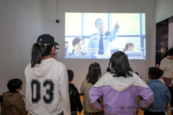 南京宁宝BMW儿童交通安全训练营开营！一起走进“汽车文化驿站”