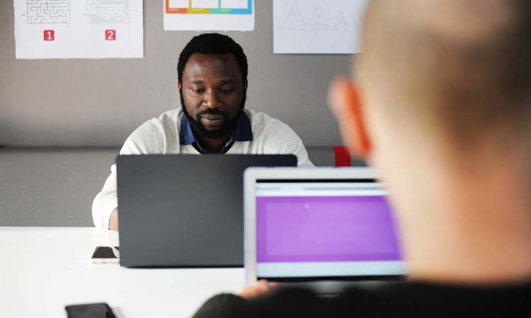 老板不给你涨工资的方法,老板不愿意给高工资怎么办