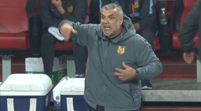 苏宁已投8.8亿!归化73球神锋仍唯唯诺诺,中超3土豪全介入