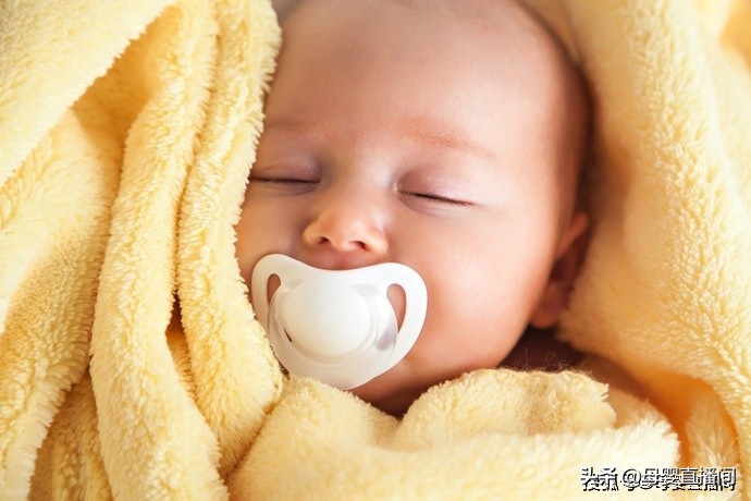 婴儿浴巾用什么材质的比较舒服,婴儿浴巾怎么选材质好用