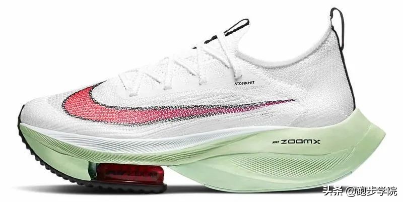 300左右的1000米日常碳板nike跑鞋,nikezoomprevail跑鞋测评