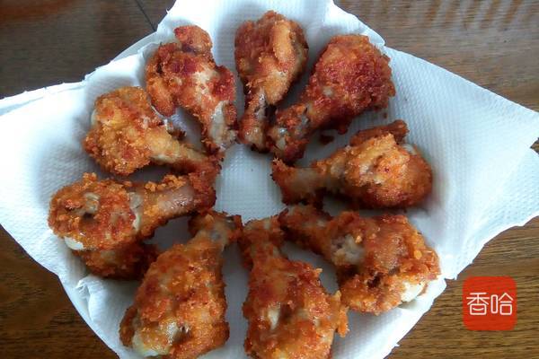 鸡腿最美味的做法，简单一腌一炸，鲜嫩多汁，比卤的香多了