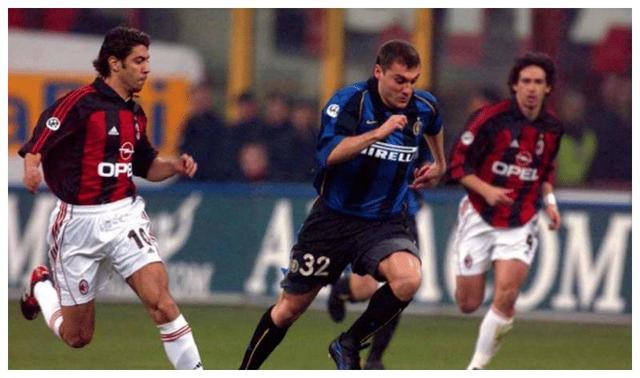 来感受一下暴力美学足球,极致的足球暴力美学