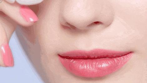 嘴唇总起皮器官发出信号,嘴唇干裂代表哪个脏腑