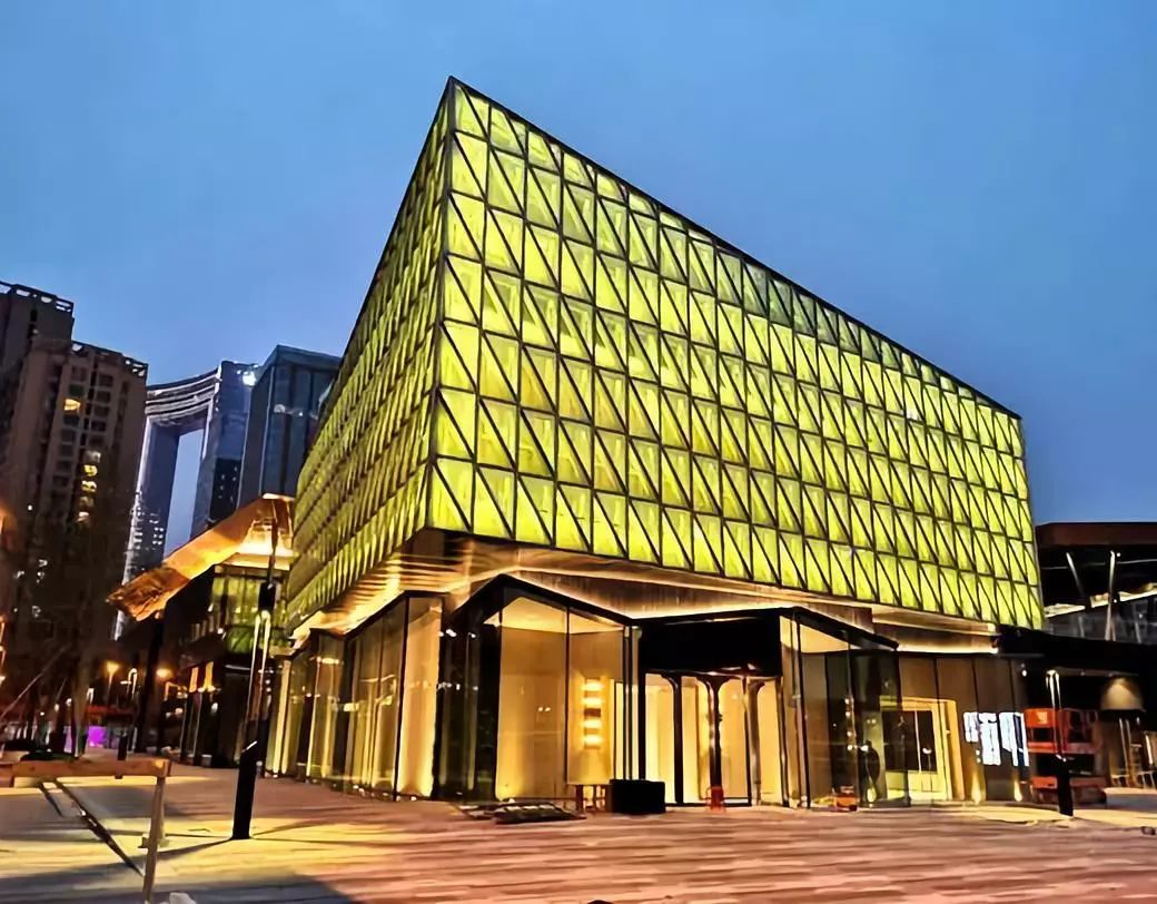 大源村最靓的仔,成都秦皇寺cbd和大源cbd