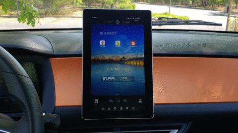 科技与复古并存？短暂体验比亚迪e1感受