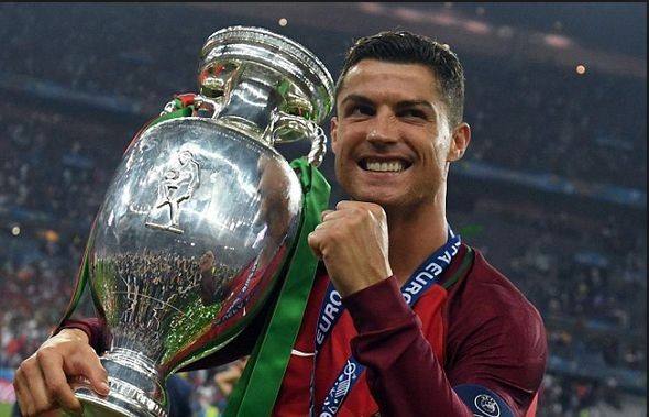 c罗2008年金球奖视频,c罗2008金球奖颁奖视频