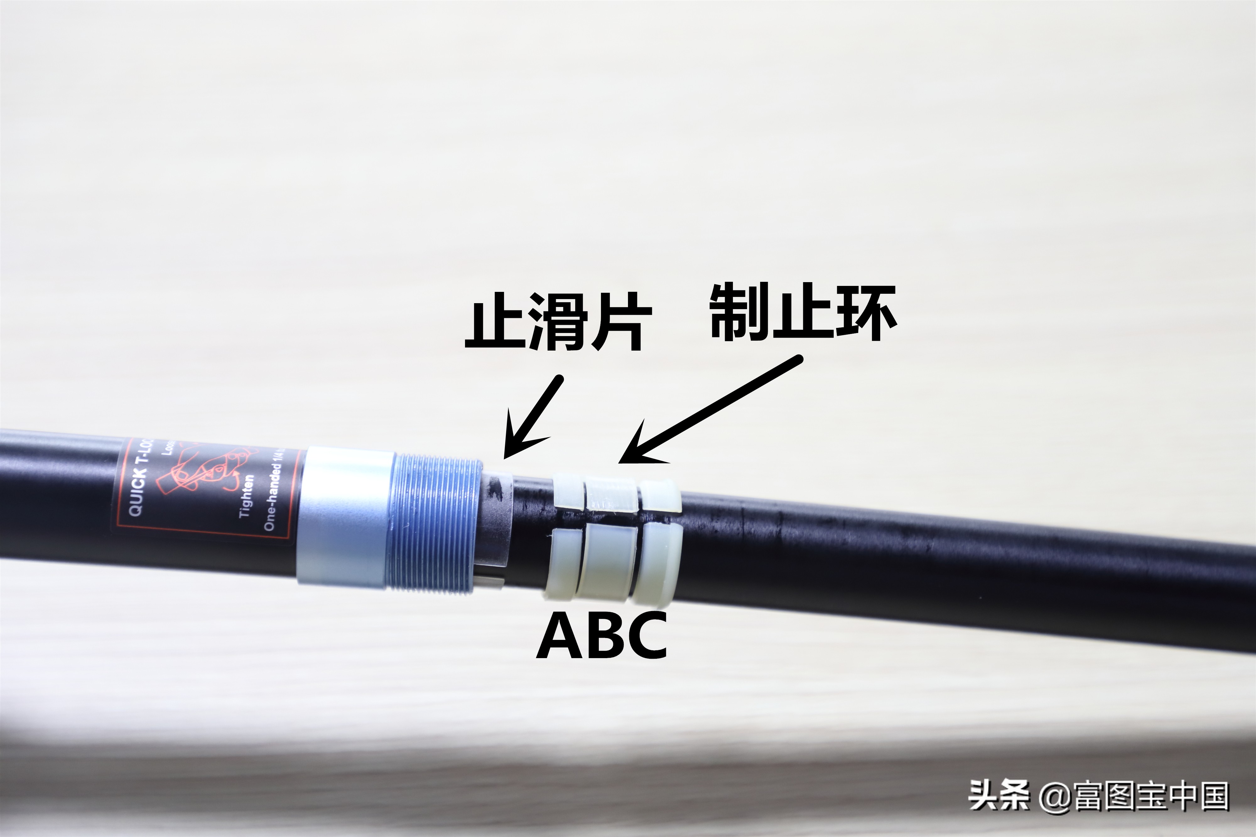 三脚架保养方法,三脚架进沙了怎么清洗