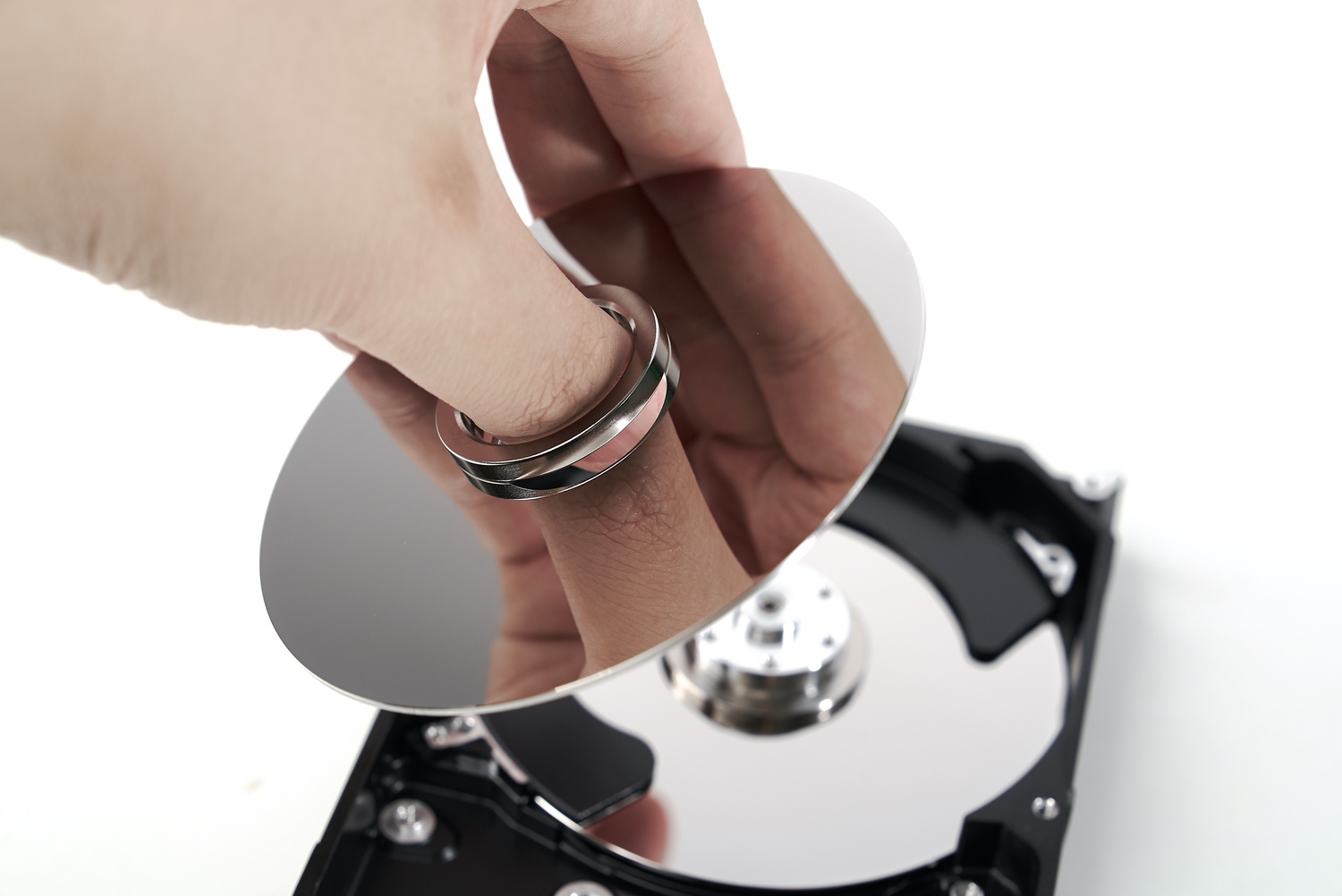 机械硬盘拆解价值,机械硬盘有什么拆卸价值