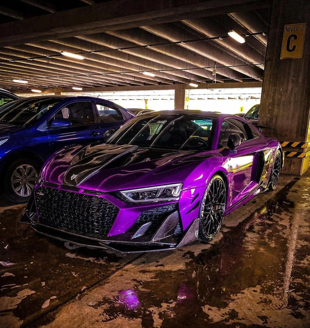 奥迪r8碳纤维车体,碳纤维奥迪r8