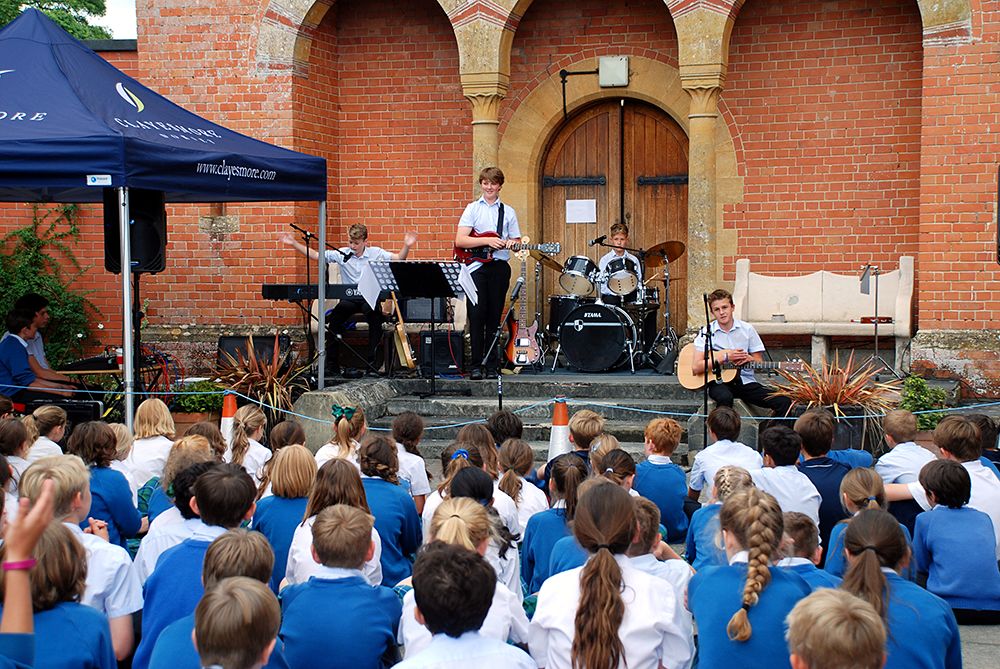 多塞特丨克雷斯莫学校