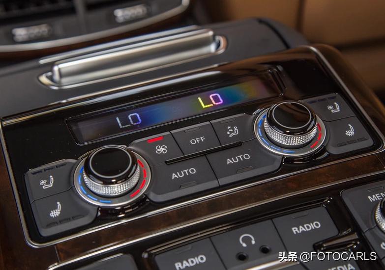 奥迪2014款a8l6.3fsiw12quattro专享型,奥迪a82006款a8l6.0w12quattro旗舰型