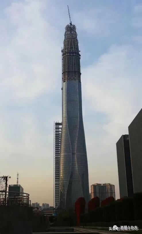 超高层混凝土如何泵送,超高层建筑混凝土泵送施工工艺