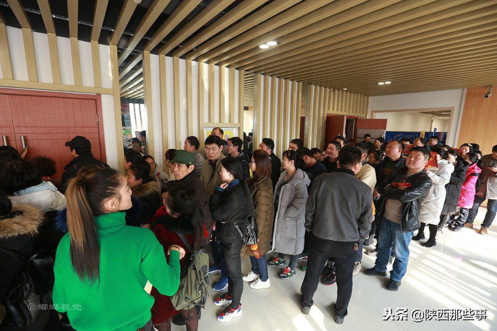 小天鹅艺术团童心向党,陕西省小天鹅艺术团点亮中国梦