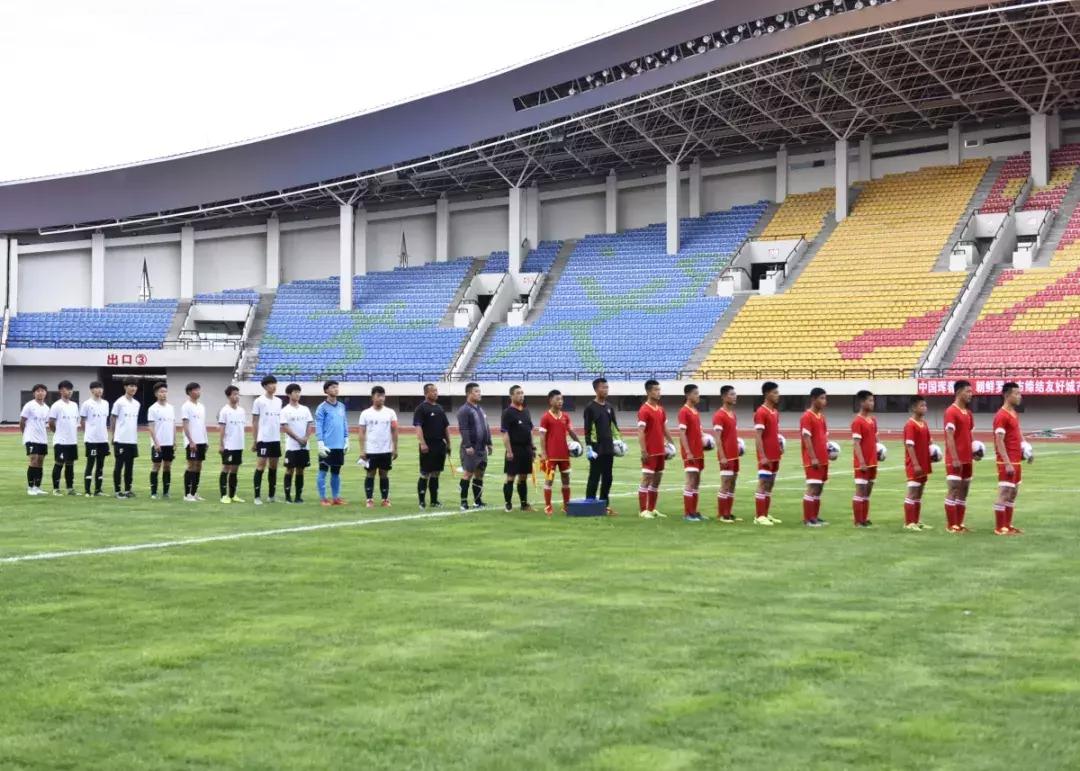 中国珲春市-朝鲜罗先市缔结友好城市关系二十周年青少年足球赛开赛