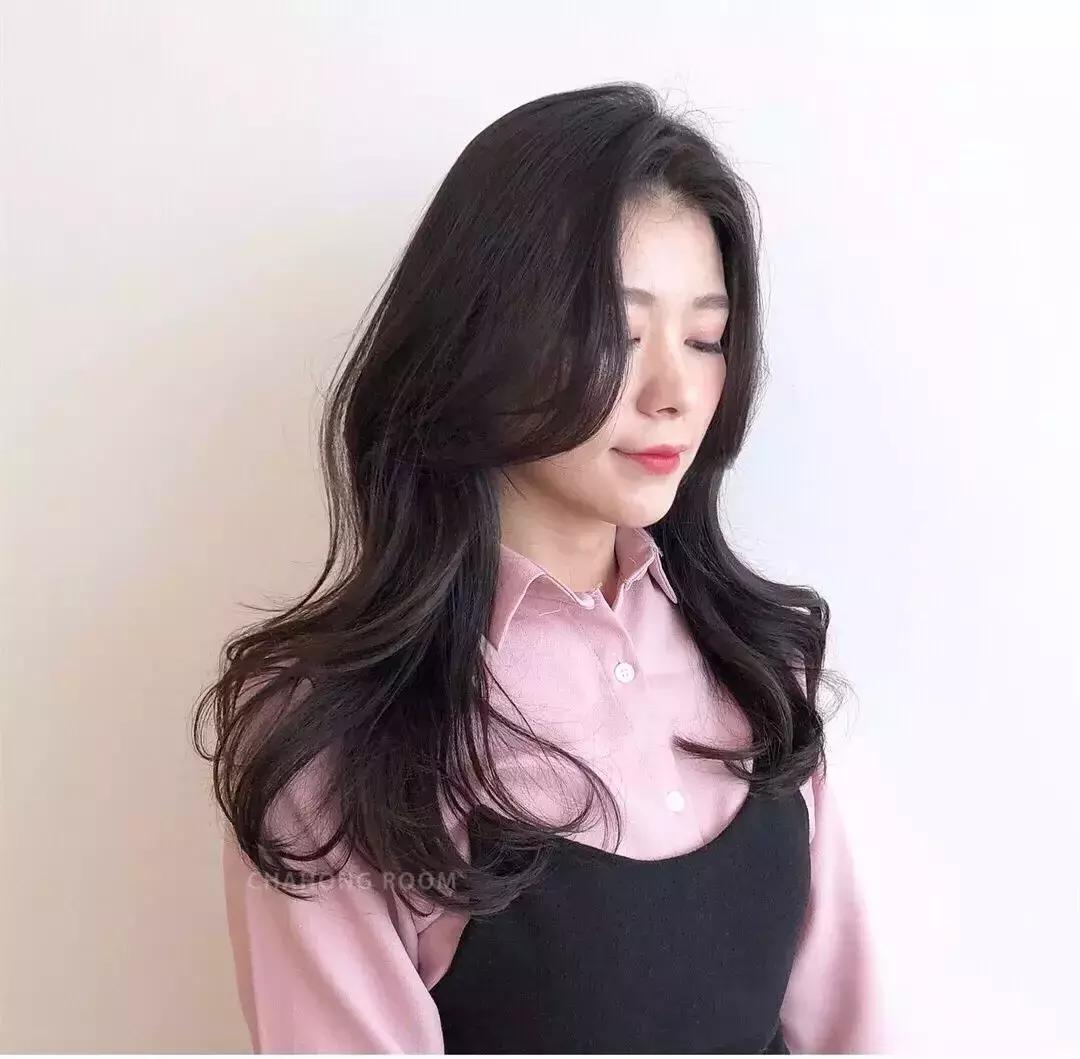 适合大脸的短发发型女最新,大脸妹子最适合的四款发型