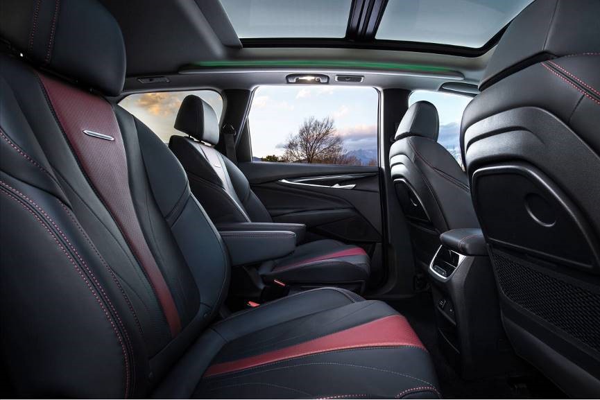 上汽大通maxusg20柴油版,上汽大通maxust90房车