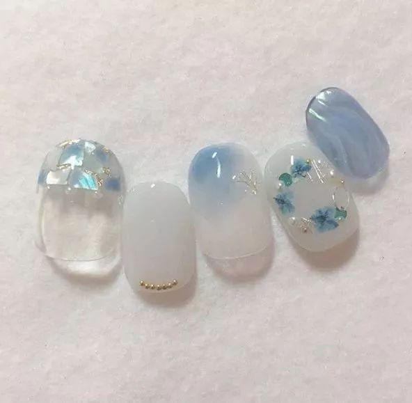 可盐可甜的美甲图片,手残党学的会的水波纹美甲教程