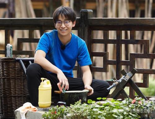 彭昱畅40个视频,彭昱畅10公里