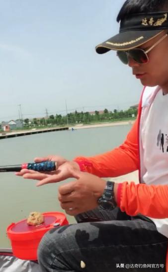 正确的抬竿动作示范,正确的抬竿动作